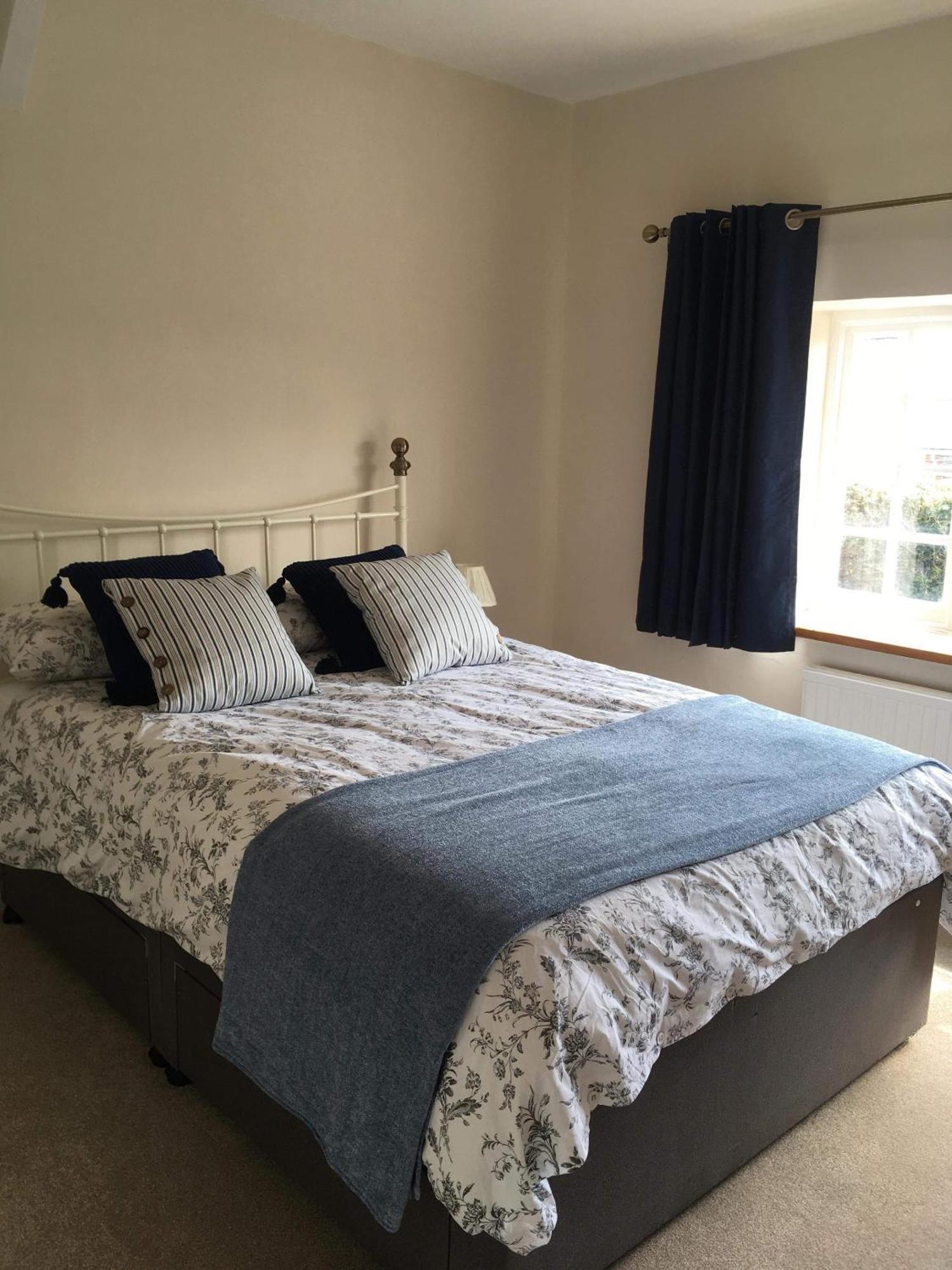 Blue Lion Inn Lewdown Esterno foto