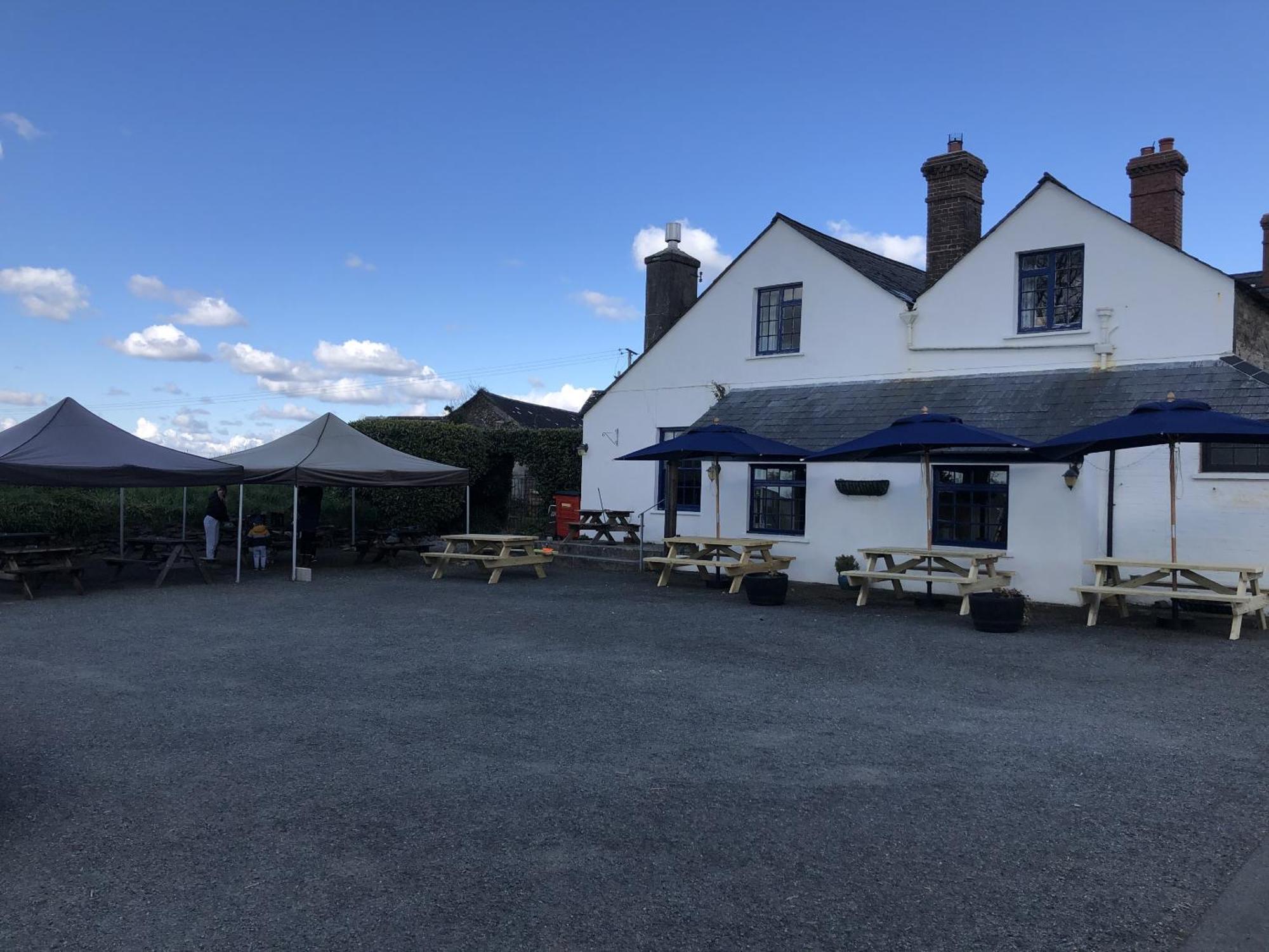 Blue Lion Inn Lewdown Esterno foto